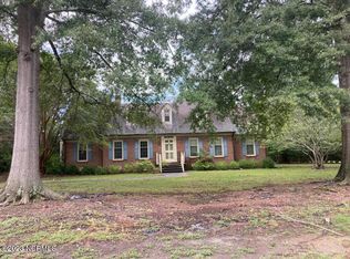 200 Hammond Ave, Bethel, NC 27812