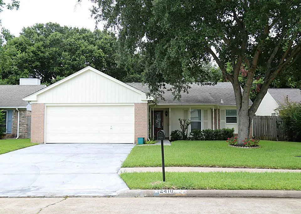2410 Old Fort Rd
