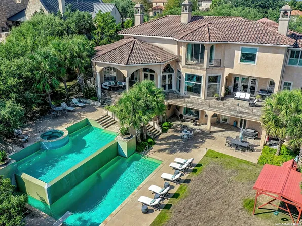 48 Vineyard Dr, San Antonio, TX 78257