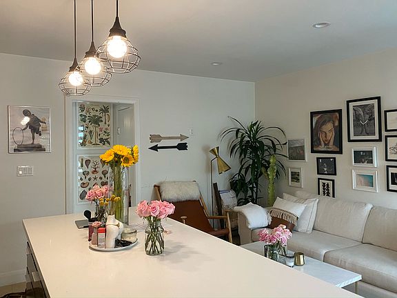 5th image of 713 Vernon Ave #4