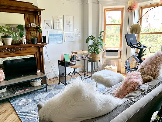 Rented by Garfield Realty  | media 35