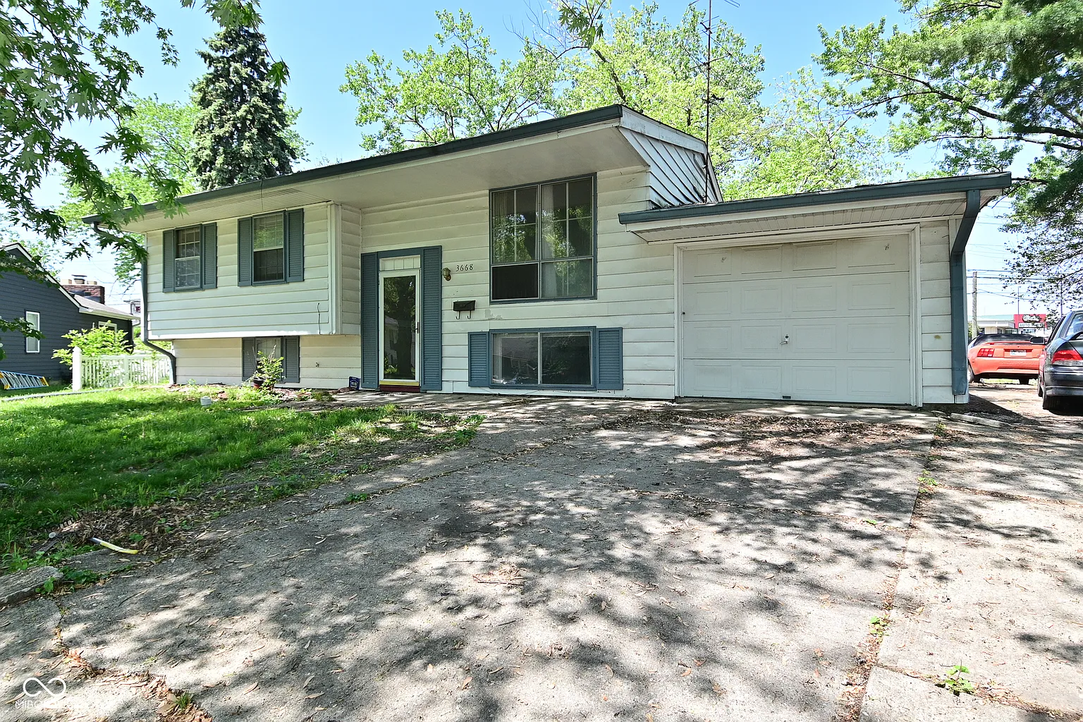 3668 Chatsbee Ct photo 1