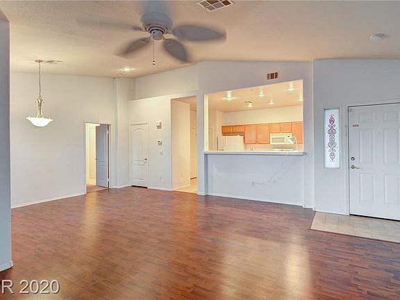 3rd image of 2325 Windmill Pkwy APT 122