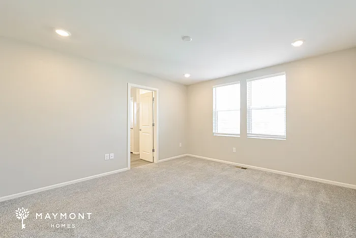 6073 N Orleans St — Photo 7
