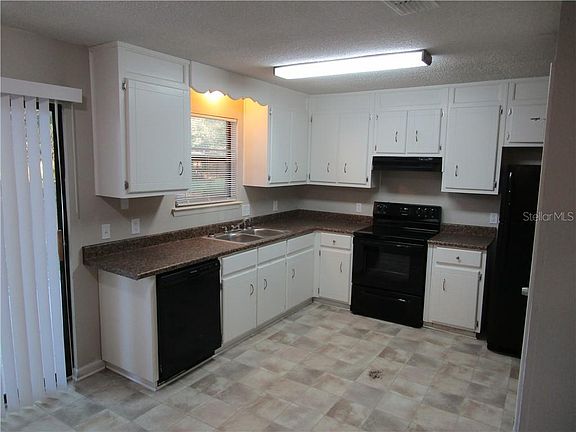 5th image of 5548 Debbie Dr