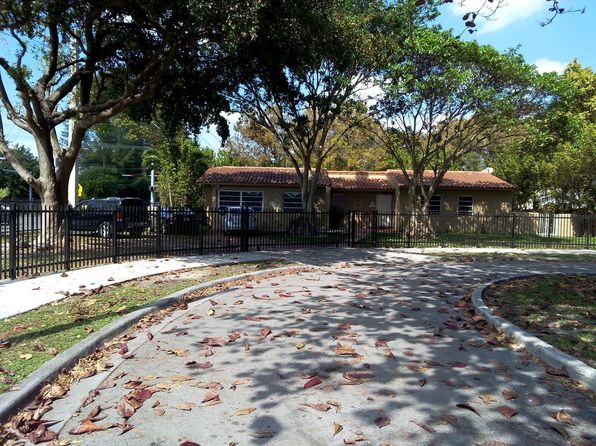 6175 SW 64th Ter #B6