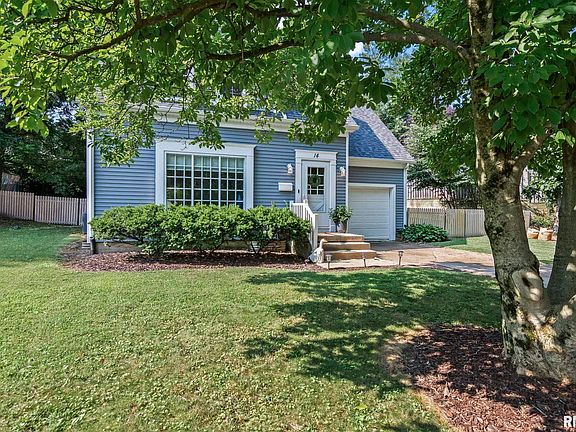 3rd image of 14 McLean Ln