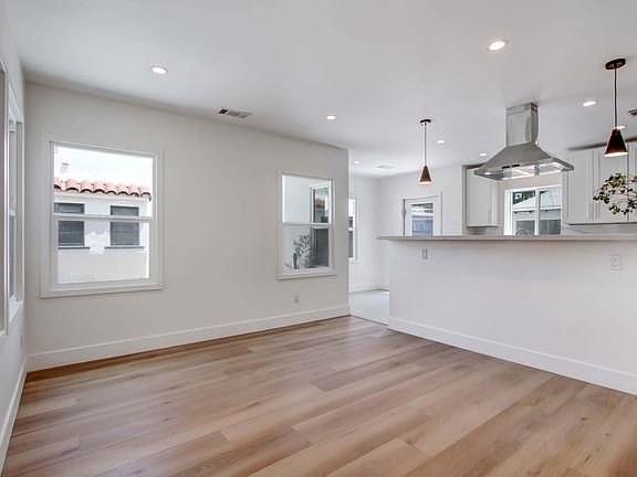 2nd image of 1728 S Canfield Ave