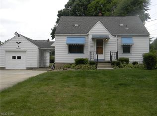 1550 Stepney St, Niles, OH 44446