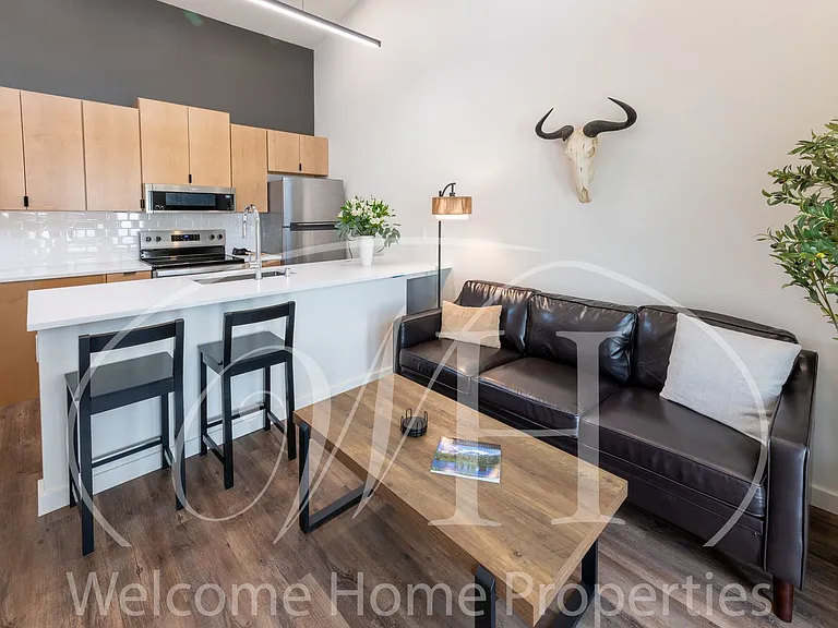 159 SE Sparrows Pl — Photo 24