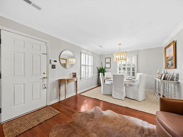 421 McCants Dr — Photo 8