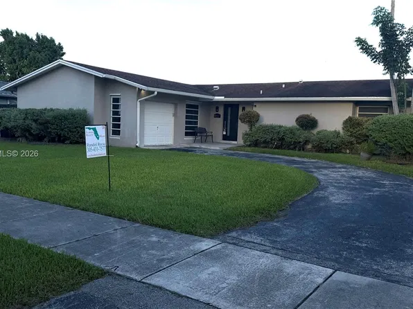 18557 SW 93rd Pl, Cutler Bay, FL 33157