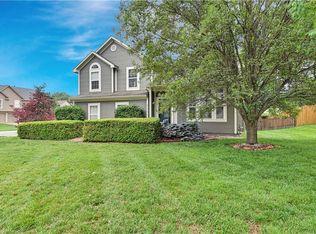 21217 W 120th St, Olathe, KS 66061