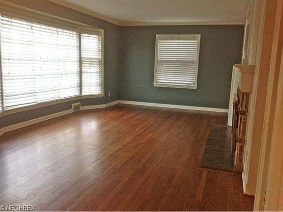 5th image of 3274 Meadowbrook Blvd