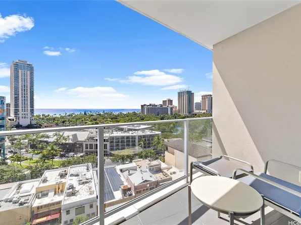 2139 Kuhio Ave #D1211, Honolulu, HI 96815