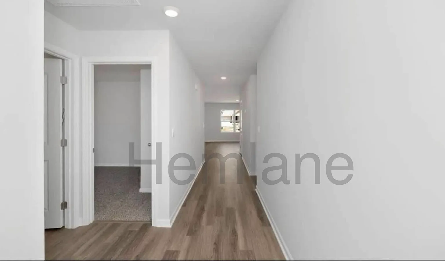 1507 Heritage Circle Southeast — Photo 4
