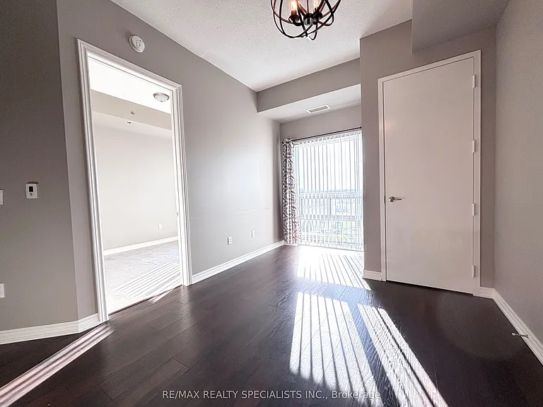 1421 Costigan Rd #608 — Photo 8