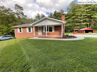 132 Oakdale Rd, Ennice, NC 28623