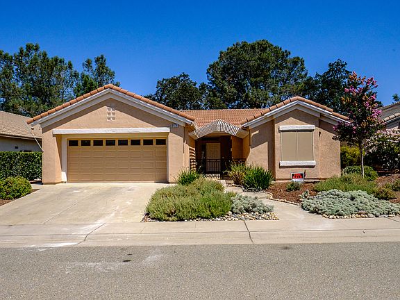 2nd image of 2370 Hidden Hills Ln