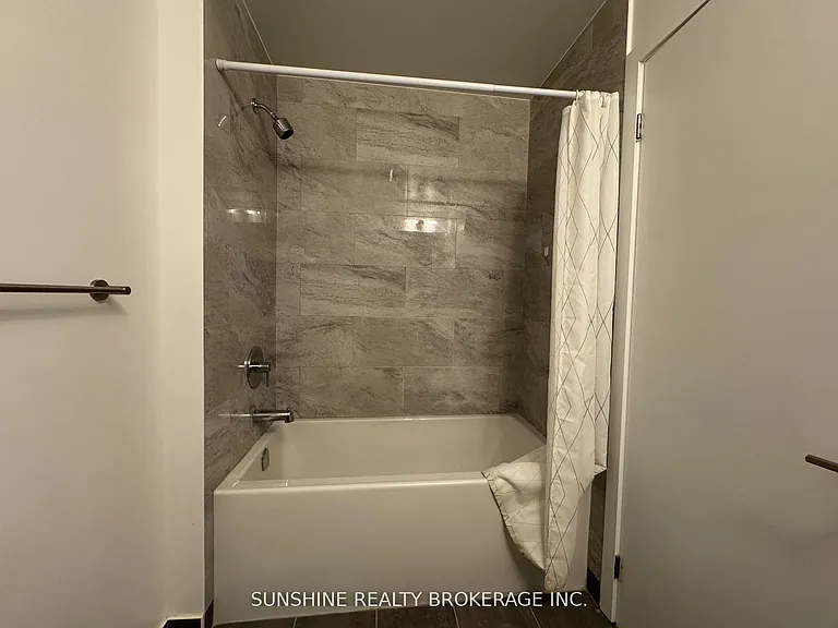 32 Forest Manor Rd #1105 — Photo 11