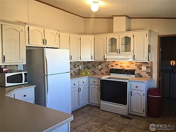 5th image of 203 Logan Ave