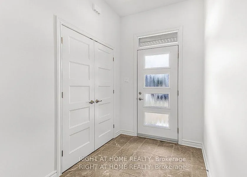 3 bed, $2,800 — Photo 2