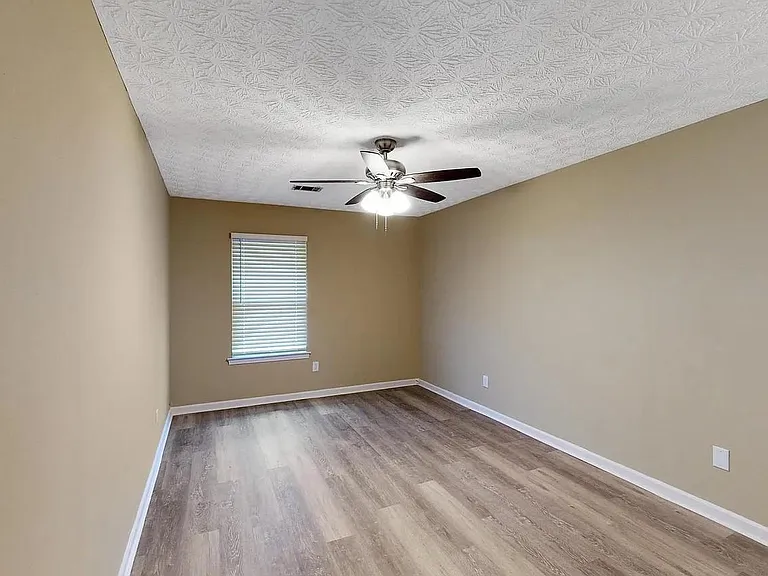1011 Travelers Trl NW — Photo 26