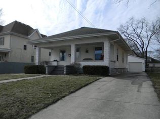 827 N Hazel St, Pontiac, IL 61764