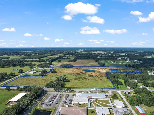 416 S Market Blvd, Webster, FL 33597