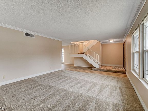 5th image of 3400 Clandara Ave #0