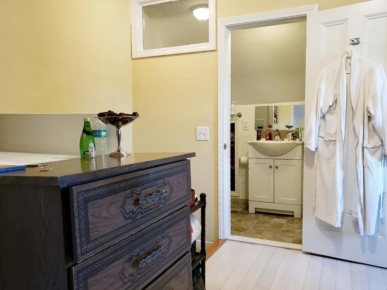 4 bed, 1300 sqft, $1,125 — Photo 2