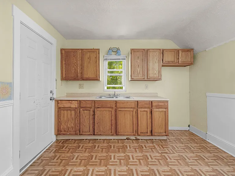 4125 Bucyrus Ave #2 — Photo 7
