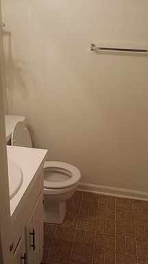 1st image of 401 Golf Rd APT 204