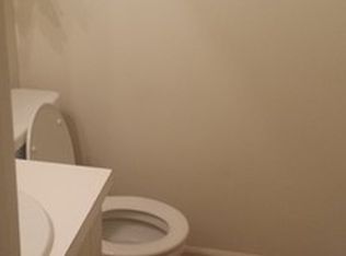 401 Golf Rd APT 204, Summerville, SC 29483