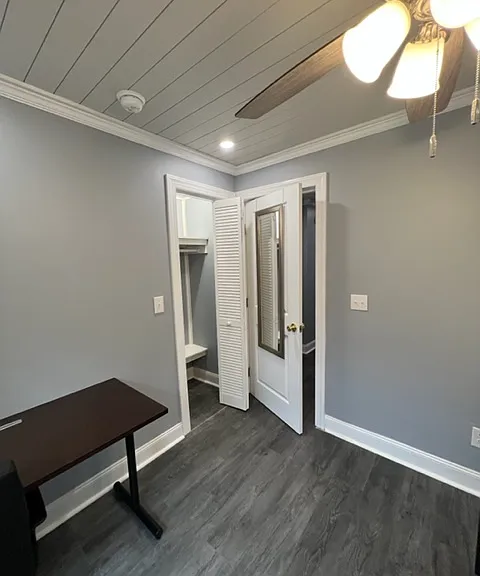 1924 E Genesee St #33 — Photo 8