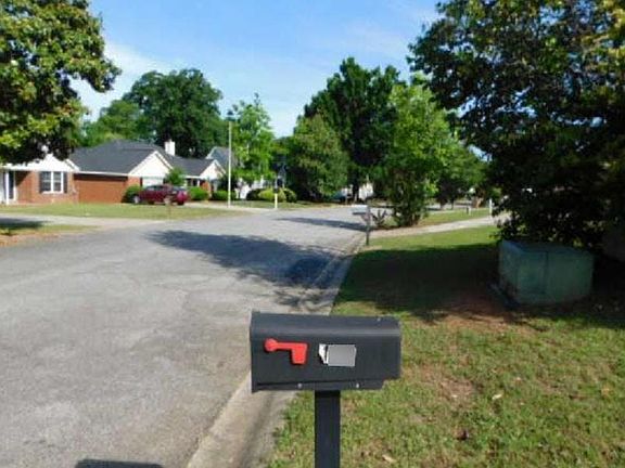 2nd image of 120 Mossydale Ln