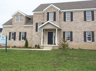 50 Spring Lake Ct, Trafalgar, IN 46181