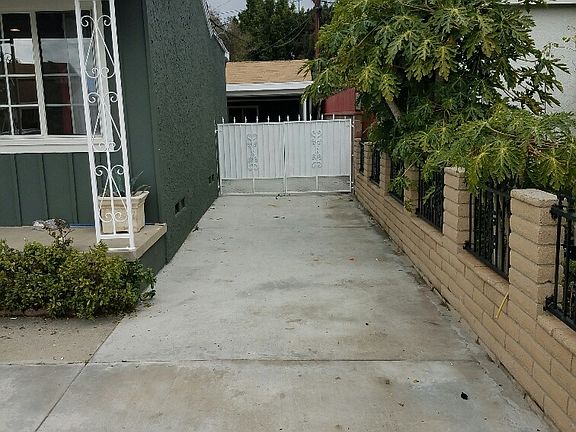 4th image of 417 W East St