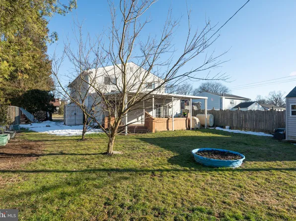 2622 June Ave, Bensalem, PA 19020