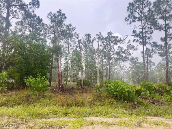 112 Scott Ave, Lehigh Acres, FL 33936