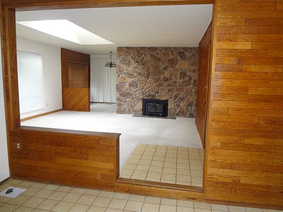 2nd image of 14639 SE 21st St