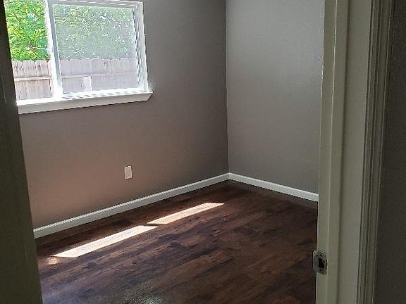 4th image of 2538 Antoine Ct