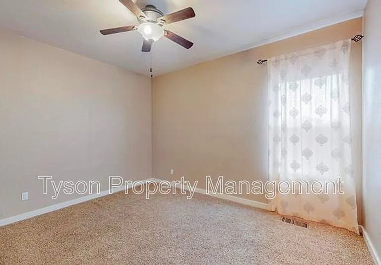 1667 Domino Dr SE — Photo 22