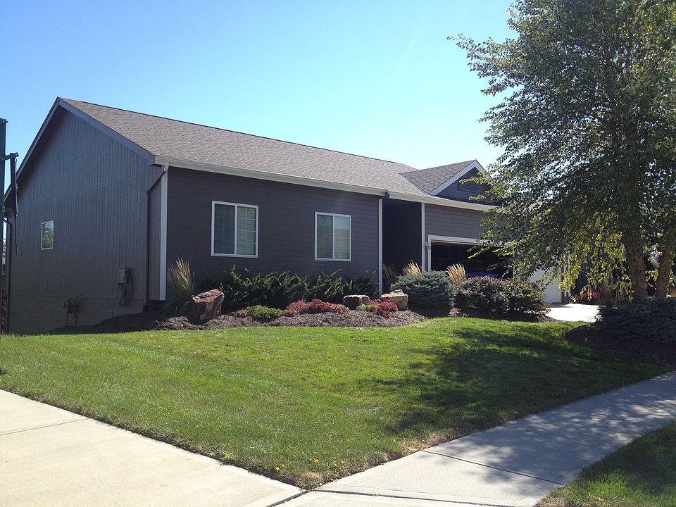 1st image of 4811 N 161st St