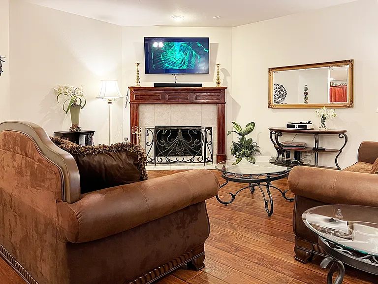 1110 Rushmore Dr — Photo 30