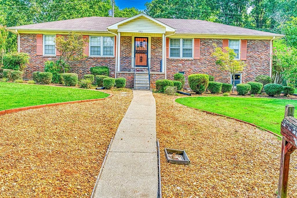 201 Lucas St, Florence, AL 35630 Zillow