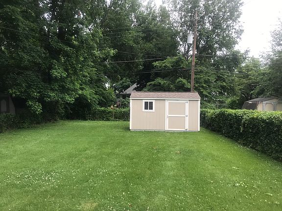 3rd image of 2905 Bowman Ave