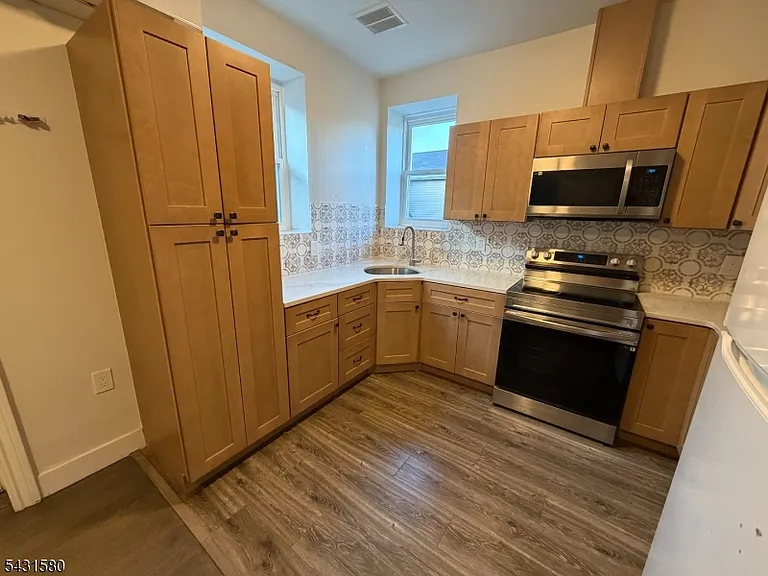64 Mott St #2 — Photo 4