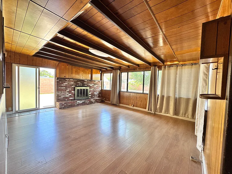 304 N Kendor Dr — Photo 17