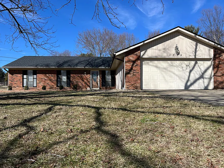 3735 N Armstrong Dr — Photo 3